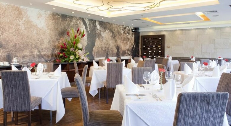 Sonesta Hotel El Olivar