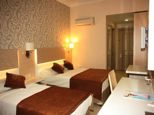 Hotel Club Mermaid Village