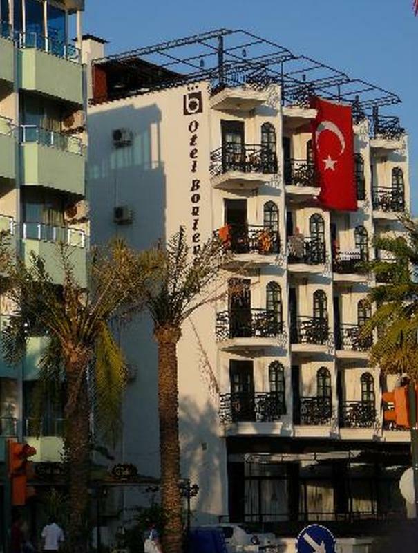 Boulevard Hotel  - Don't Use