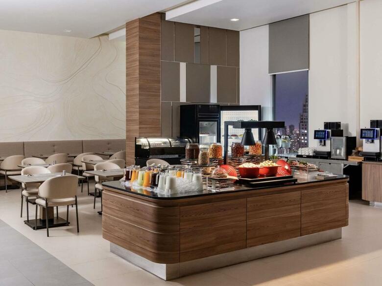 Hotel Mercure Bangkok Siam
