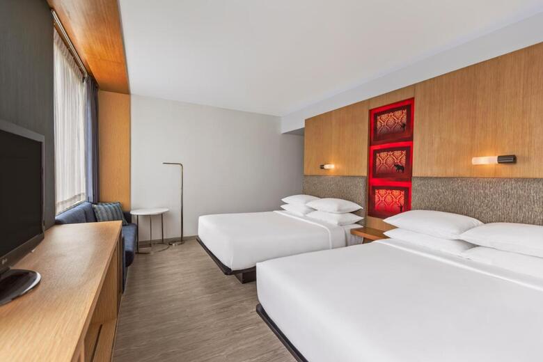 Hotel Aloft (solo Habitaci�n Urbana)