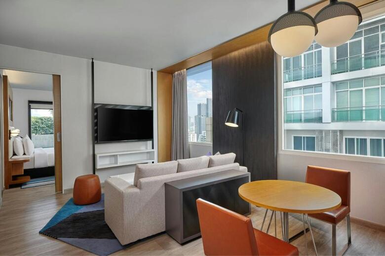 Hotel Aloft (solo Habitaci�n Urbana)