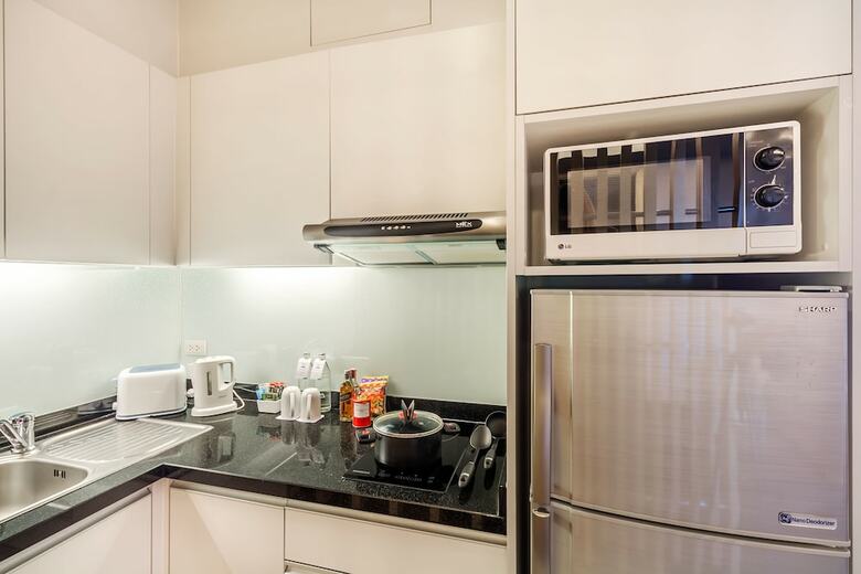 12th Avenue Hotel Bangkok