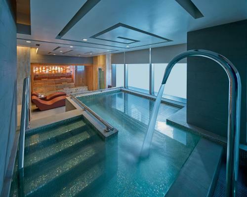 Hotel Grand Hyatt Manila