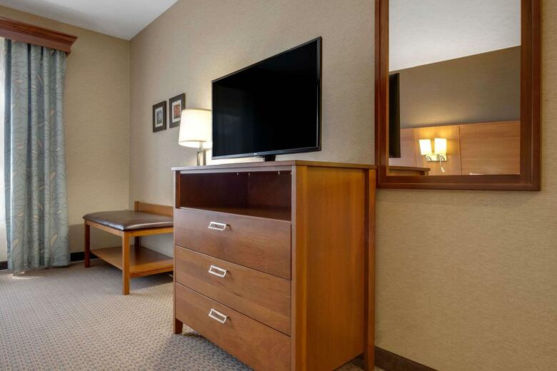 Hotel Comfort Suites