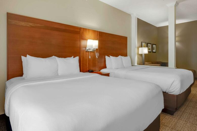 Hotel Comfort Suites