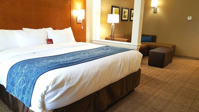 Hotel Comfort Suites