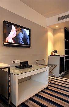 Hotel Best Western Plus At 20 (estd Su)