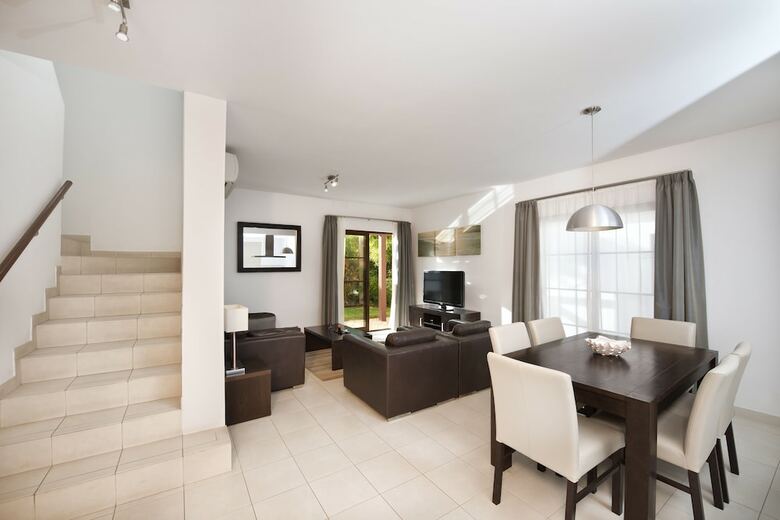 Hotel Melia Tortuga Beach Resort