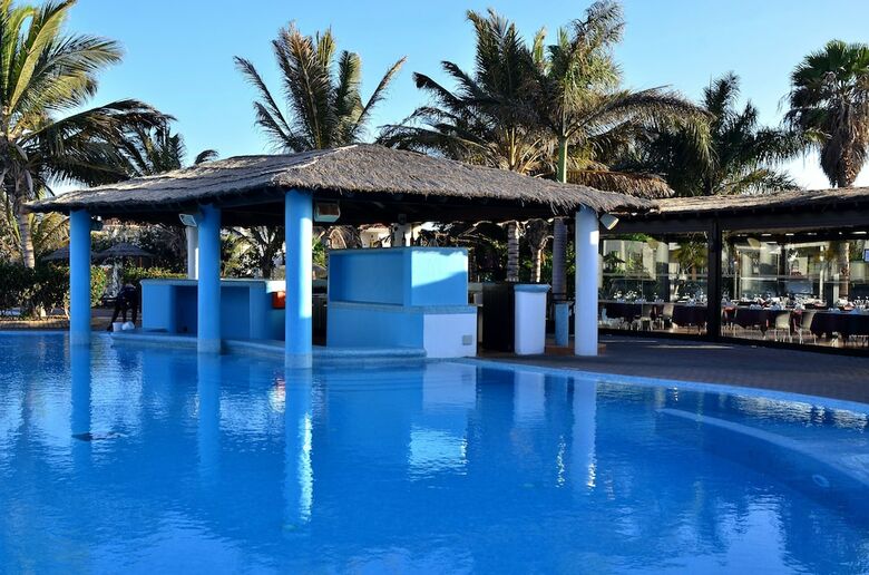 Hotel Melia Tortuga Beach Resort