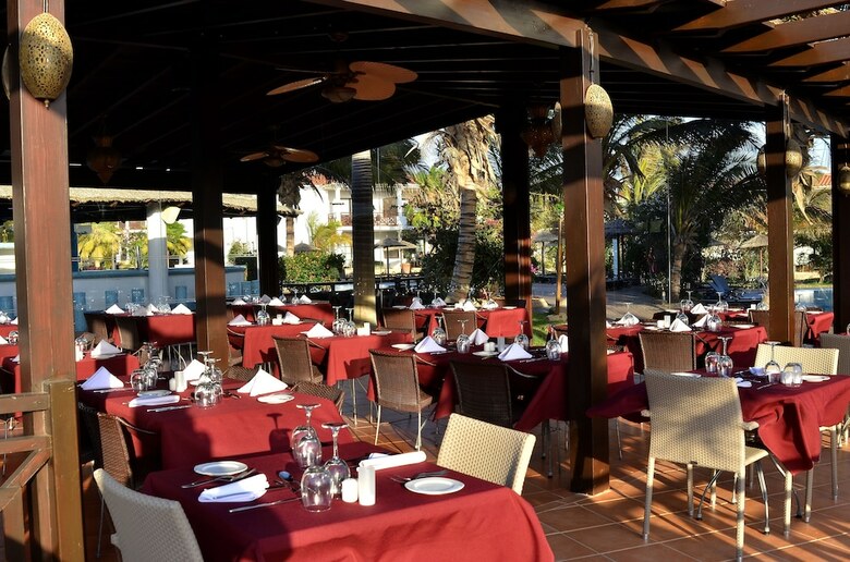 Hotel Melia Tortuga Beach Resort