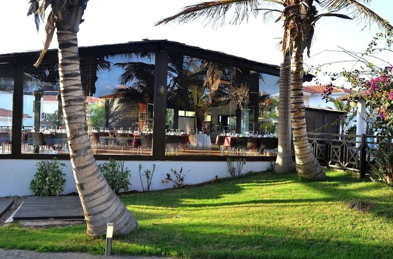 Hotel Melia Tortuga Beach Resort