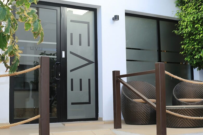 Hotel Melia Tortuga Beach Resort