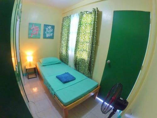 Nomadsmnl Backpackers Homestay