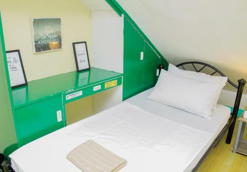 Nomadsmnl Backpackers Homestay