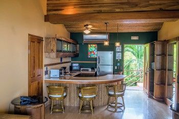 Hotel Si Como No Resort Spa And Wildlife Refuge