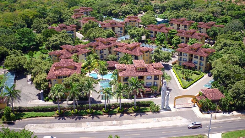 Hotel The Oaks Tamarindo Condominiums