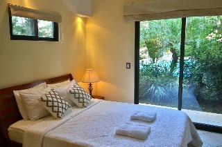 Hotel The Oaks Tamarindo Condominiums