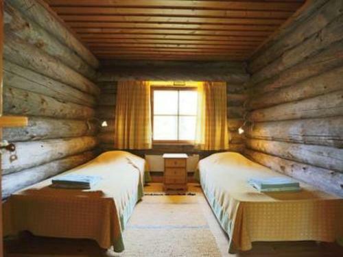 Holiday Home Mets�-luosto