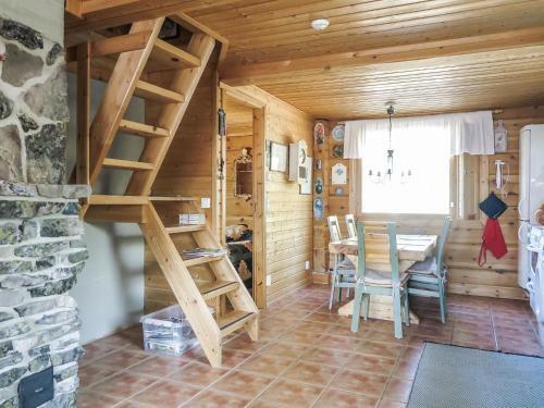 Holiday Home Silmukka