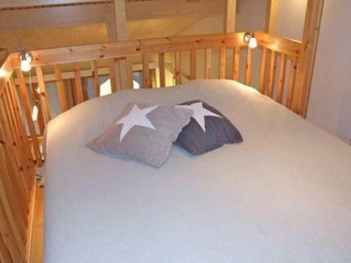 Holiday Home Karhunvartijan Linna C22