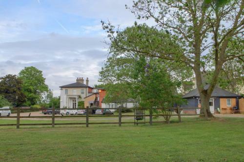 Best Western Gatehouse Hotel