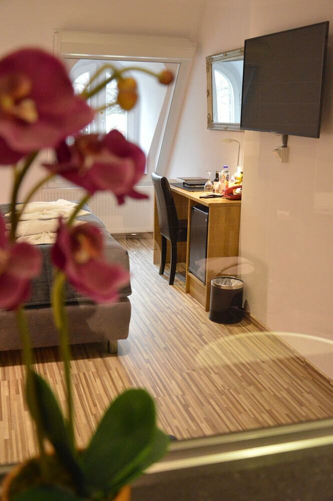 Best Western Hotel Anno 1937