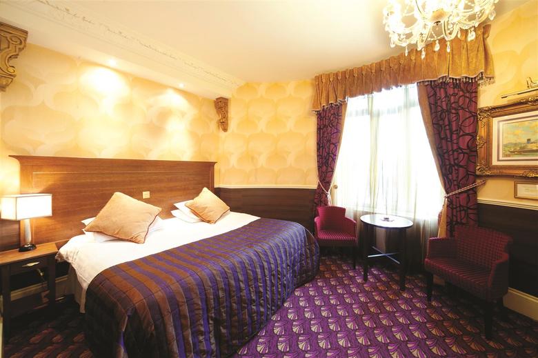 Best Western Feathers Liverpool Hotel