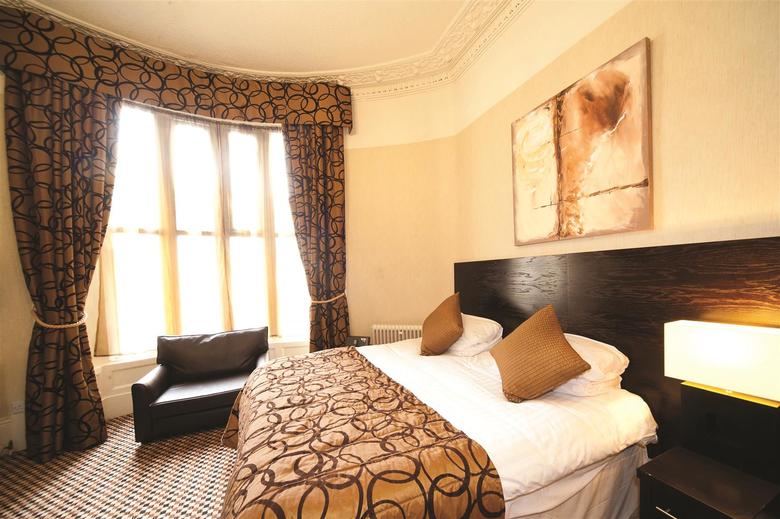 Best Western Feathers Liverpool Hotel