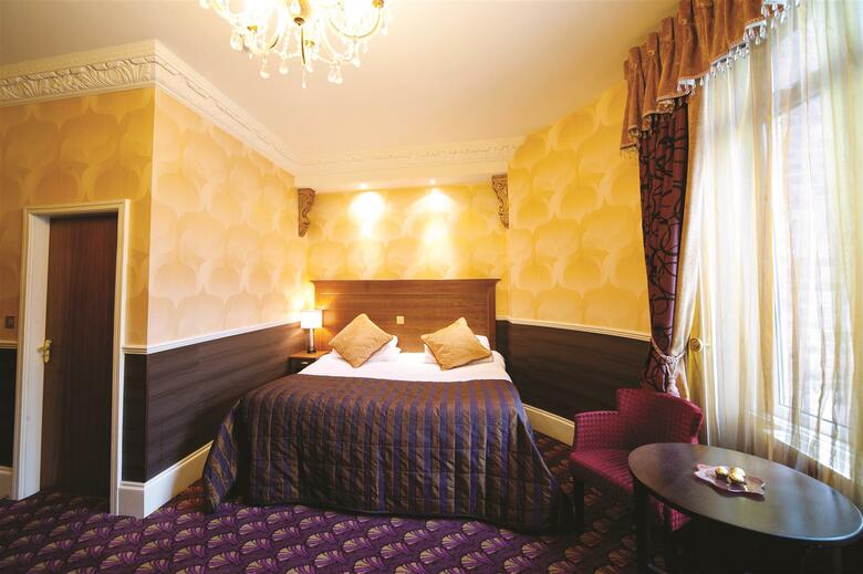 Best Western Feathers Liverpool Hotel