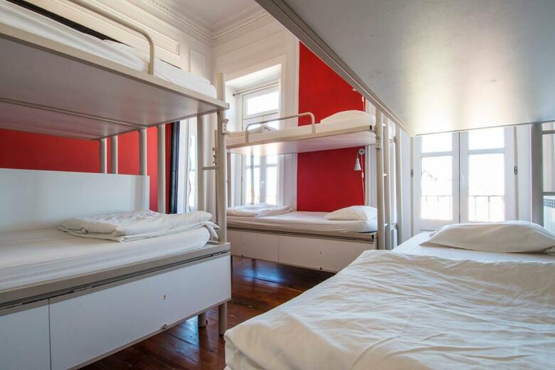 Hotel Hostal Equity Point Lisboa
