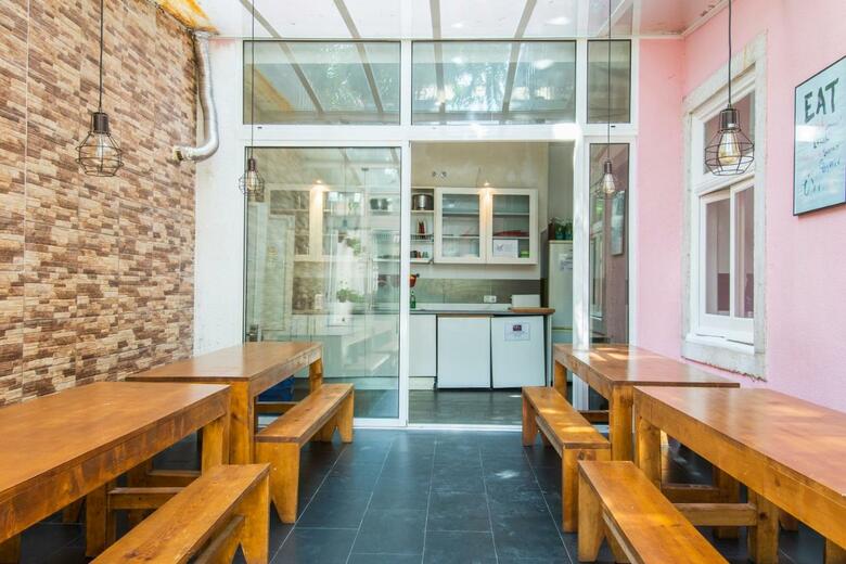 Hotel Hostal Equity Point Lisboa