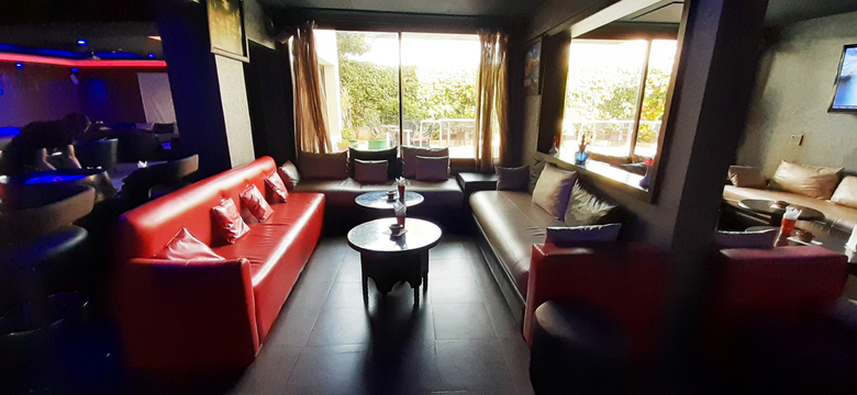 New Farah Hotel