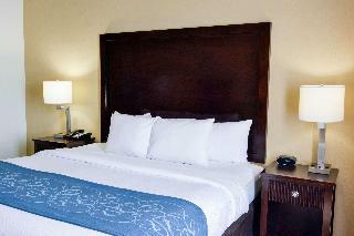 Hotel Comfort Suites Frisco