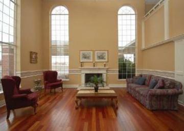 Hotel Comfort Suites