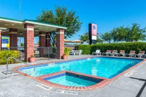 Hotel Comfort Suites