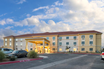 Hotel Comfort Inn & Suites