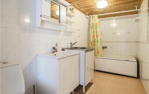 Three-bedroom Apartment In Havdhem