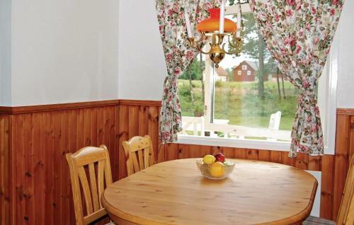 Two-bedroom Holiday Home In Knared