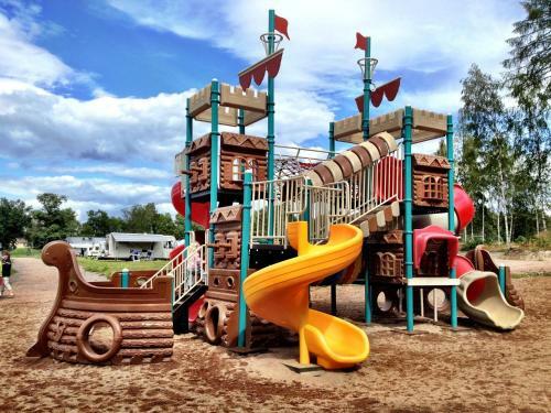 Kristinehamn Herrg�rdscamping & Stugor