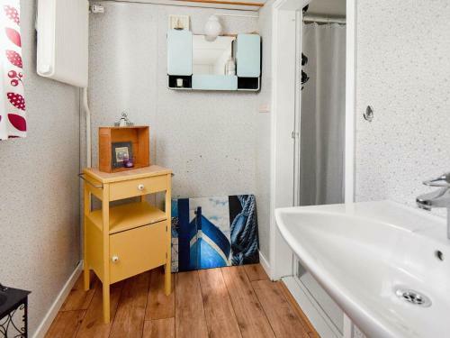 Three-bedroom Holiday Home In Fjell