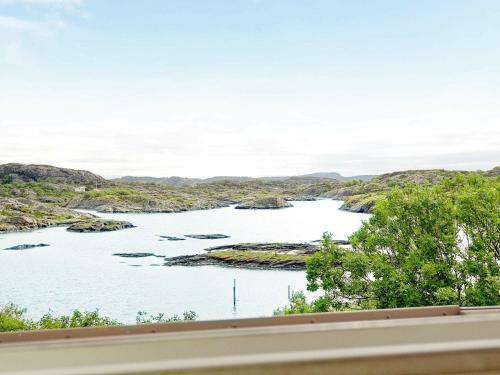 Three-bedroom Holiday Home In Fjell