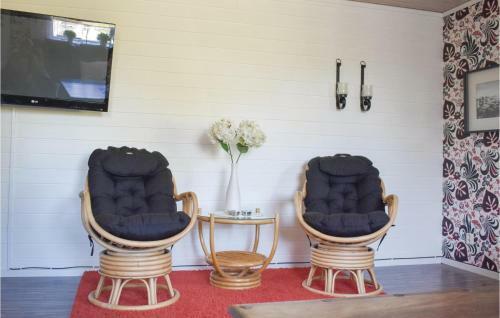Two-bedroom Holiday Home In Kopingsvik