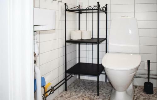 Two-bedroom Holiday Home In Kopingsvik