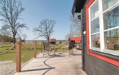 One-bedroom Holiday Home In Larbro