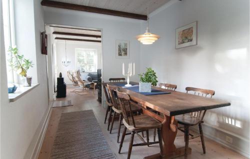 Four-bedroom Holiday Home In Larbro