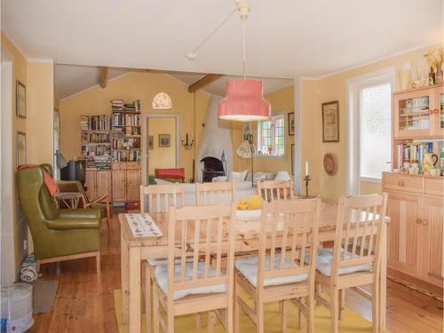 Three-bedroom Holiday Home In Nassjo