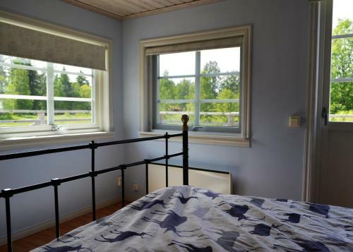 K39 Thistle Cottage