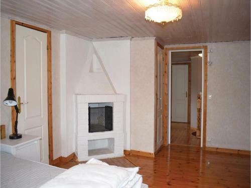 Four-bedroom Holiday Home In Rorvik