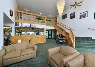 Hotel Rodeway Inn & Suites